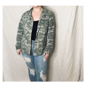 SOLD Green Camo Chore Jacket Size L